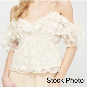 Zara Cream Off Shoulder Women’s Embroidered Lace Top Blouse  Size Large #0126